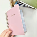 Caderno A5 Pautado - Detalhe em Hotstamp Dourado